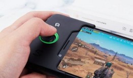 娱乐吃瓜酱手机进水,手机遇水危机！娱乐吃瓜酱紧急应对手机进水事件